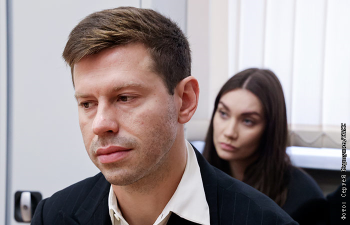 Суд прекратил уголовное дело в отношении Федора Смолова