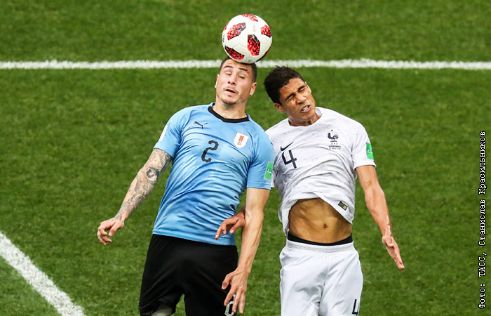 Футбол уругвай англия второй тайм смотреть