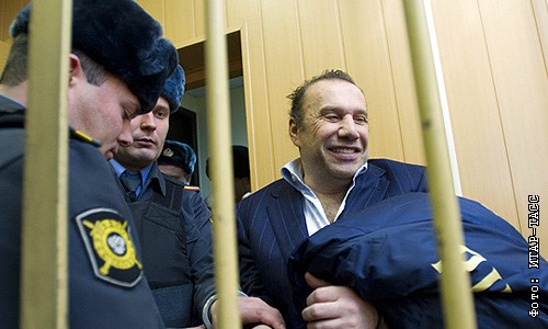 Бизнесмена виктора тарасова фото "Конечно, не признаю", - заявил Виктор Батурин