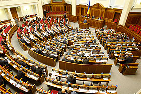 Украина во власти несуразицы и противоречий Украина во власти несуразицы и противоречий