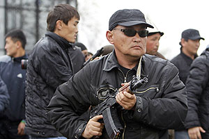 За сыном Бакиева За сыном Бакиева