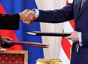 Провести синхронно Провести синхронно