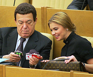 А поговорить? А поговорить?