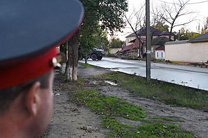 Труп в проводах и две бомбы Труп в проводах и две бомбы