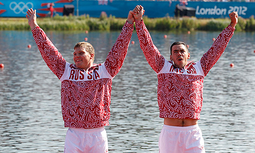 Наши бронзовые гребцы радуют настроем. "Это первая Олимпиада в нашей карьере, и мы хотели победить", - сказал Коровашков.