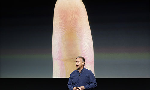 Apple        iPhone -  5S     5C.
