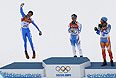 Призеры в скоростном спуске среди мужчин в соревнованиях по горнолыжному спорту на XXII зимних Олимпийских играх в Сочи во время цветочной церемонии (слева направо): Кристоф Иннерхофер (Италия) - серебряная медаль, Маттиас Майер (Австрия) - золотая медаль, Хьетиль Янсруд (Норвегия) - бронзовая медаль.