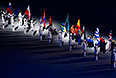 Парад знамен на церемонии закрытия XI зимних Паралимпийских игр в Сочи.