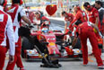 Гонщик команды Ferrari Фернандо Алонсо во время свободных заездов Гран-при России.