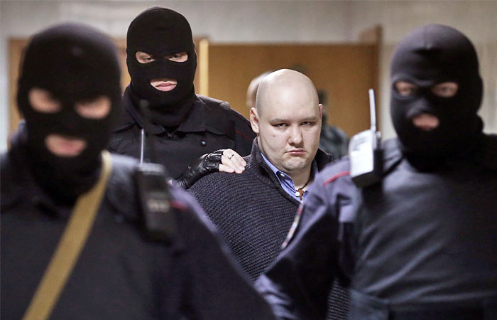 Суд признал лидера "Лиги обороны Москвы" виновным в хулиганстве Суд признал лидера "Лиги обороны Москвы" виновным в хулиганстве
