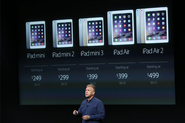 Вице-президент компании Фил Шиллер рассказывает о новых iPad.