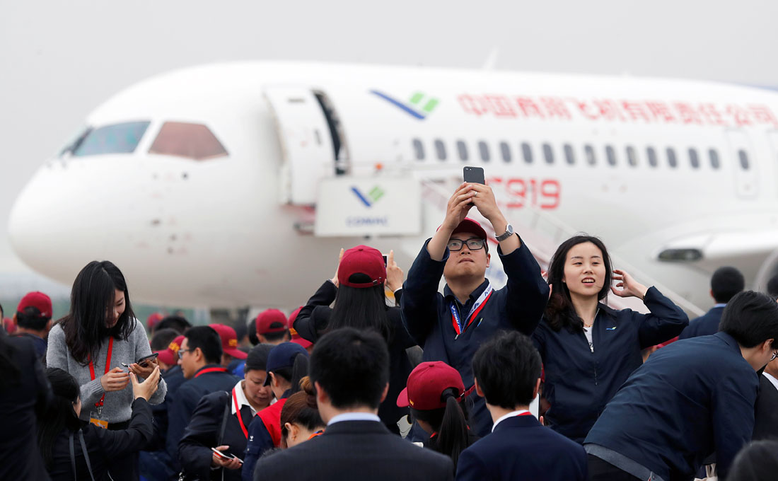    Comac C919 -  6  7