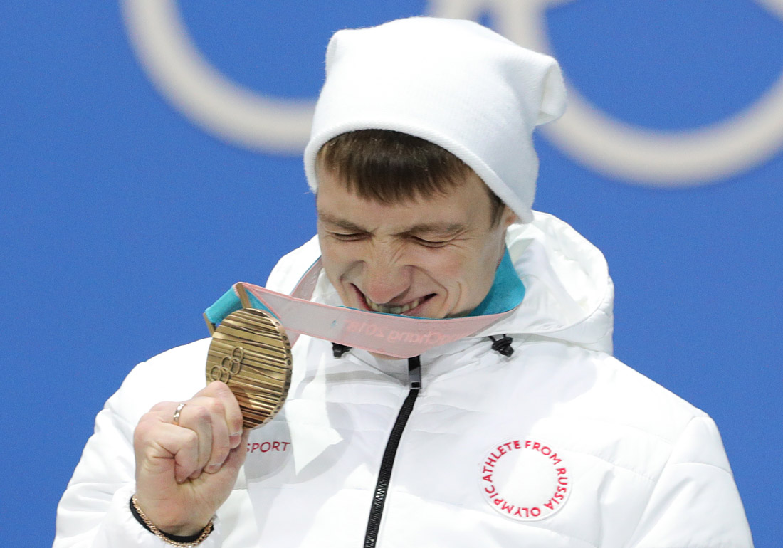 Фристайлист Илья Буров стал бронзовым призером Игр в лыжной акробатике