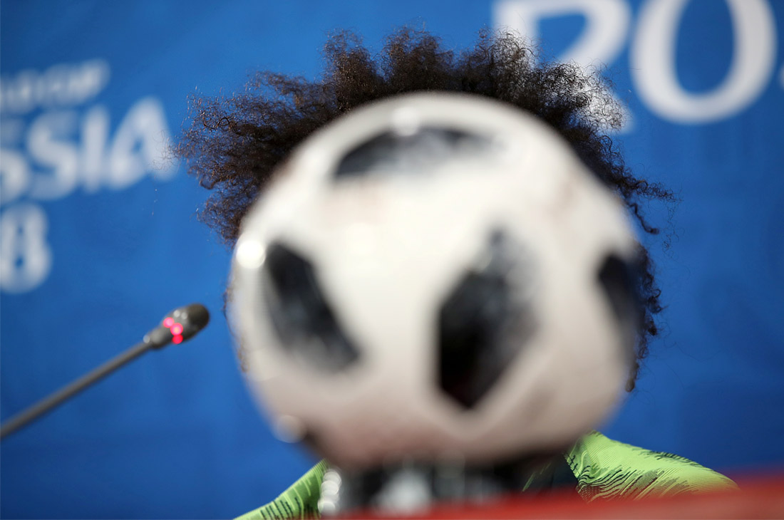 Бразильский футболист Марсело во время пресс-конференции в Ростове-на-Дону