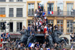Французы отмечают победу в Лионе