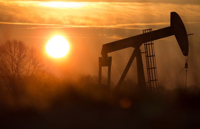 Страны ОПЕК+ договорились о сокращении добычи нефти на 1,2 млн баррелей в сутки Страны ОПЕК+ договорились о сокращении добычи нефти на 1,2 млн баррелей в сутки