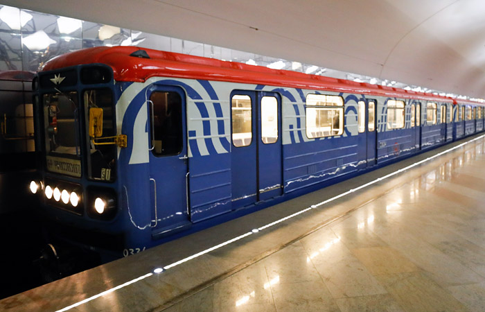 Движение поездов на красной ветке метро Москвы оказалось под угрозой из-за затопления Движение поездов на красной ветке метро Москвы оказалось под угрозой из-за затопления