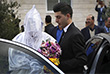 2 апреля. В Палестинском Хевроне молодожены сыграли свадьбу без гостей, но в окружении службы безопасности. Ограничения администрации страны  запрещают проведение собраний для предотвращения распространения коронавируса.