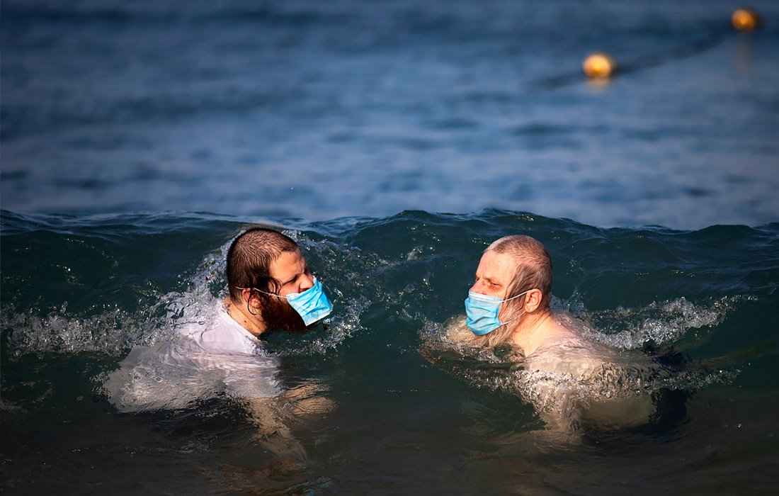 8 июля. В Израиле повысили размера штрафа за отсутствие маски на лице в общественном месте до 500 шекелей (около 10 тыс. рублей).