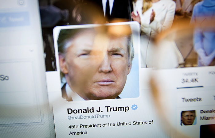 Совет Facebook не стал отменять блокировку аккаунтов Трампа Совет Facebook не стал отменять блокировку аккаунтов Трампа