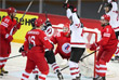 Хоккеисты сборной Канады сравнивают счет в матче с Россией