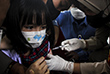 4 февраля. В Индонезии продолжается вакцинация детей с 6 до 11 лет от COVID-19.