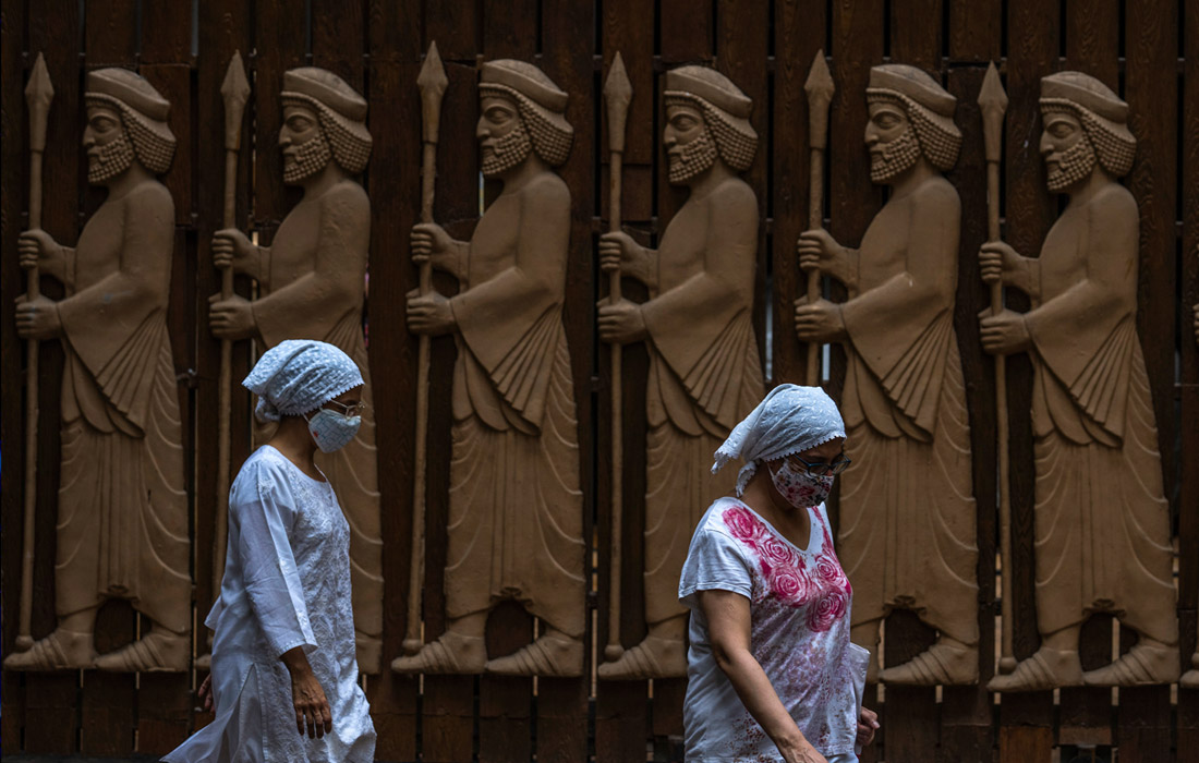 21 марта. В Мумбаи зарегистрировано 29 новых случаев заражения COVID-19. На фото: празднование Навруза в Индии.