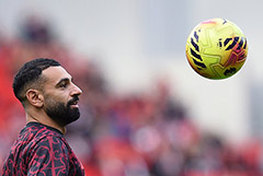 "Ливерпуль" не включил Салаха в заявку на матч ЛЧ после критики в адрес клуба "Ливерпуль" не включил Салаха в заявку на матч ЛЧ после критики в адрес клуба