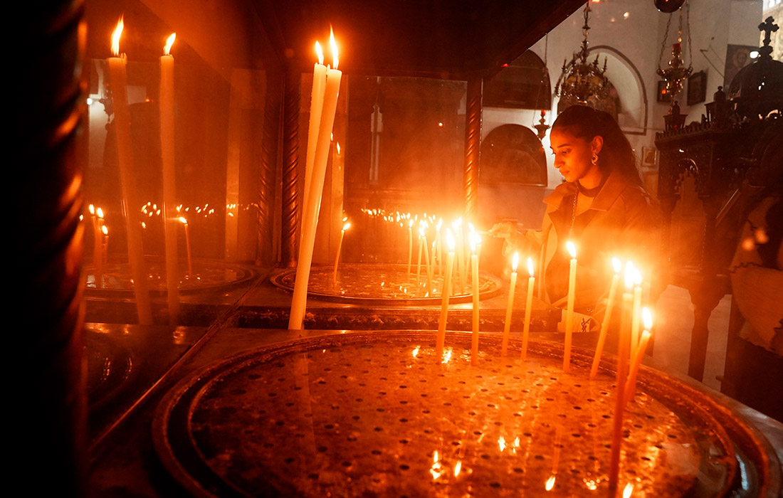 �������