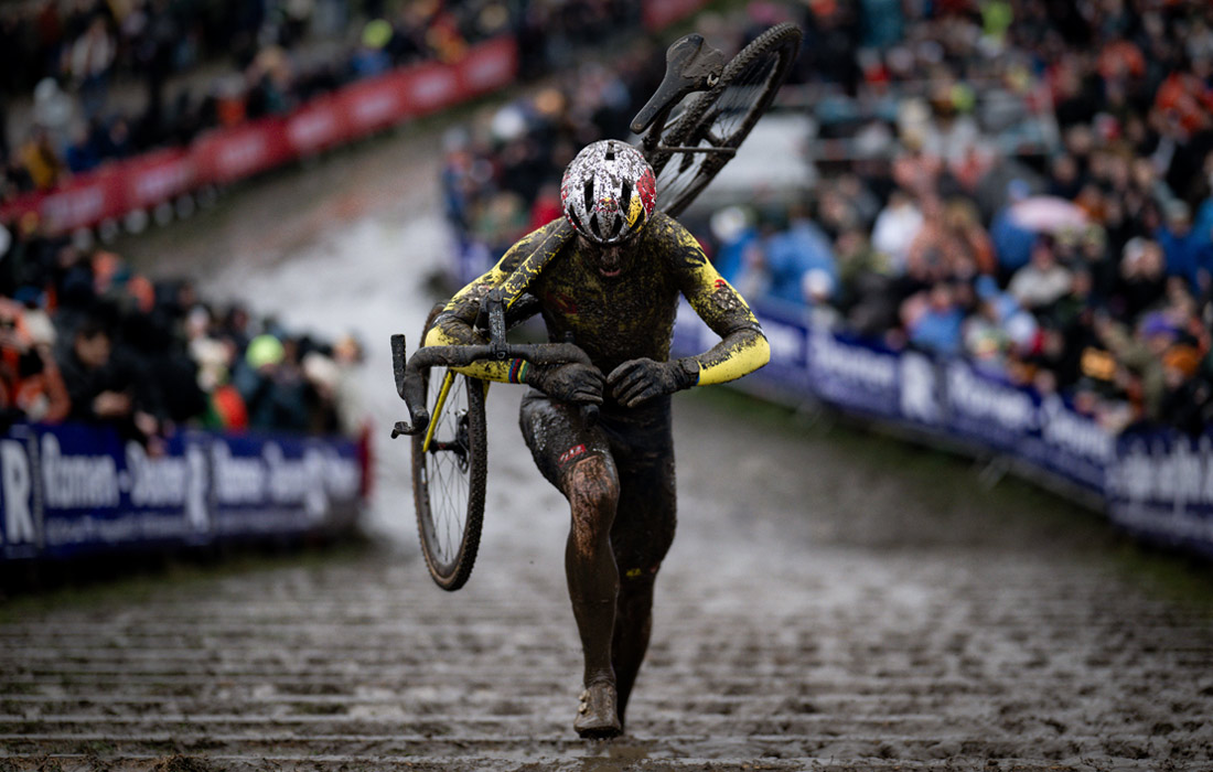 �������� ����� ���� UCI �� ���������� � �����������, �������