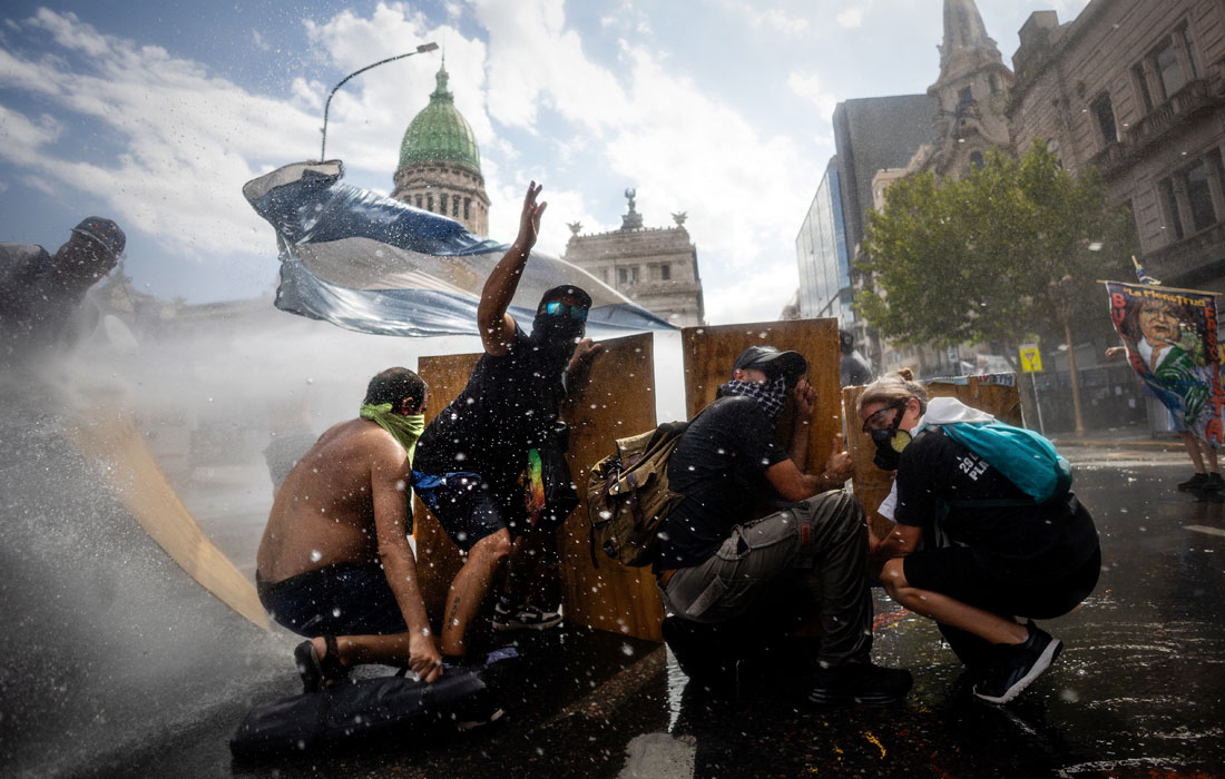 ����� �������� ������ �������� ������� � ������ ������-������ ��������� � ������������ � ��������
