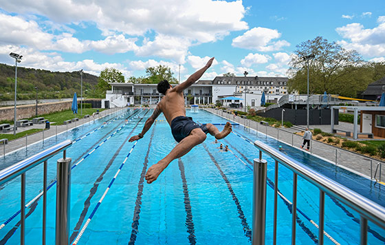 ����������� 21 ������