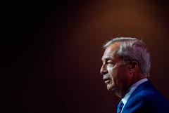 Британский парламент возобновил расследование в отношении Фаража Британский парламент возобновил расследование в отношении Фаража