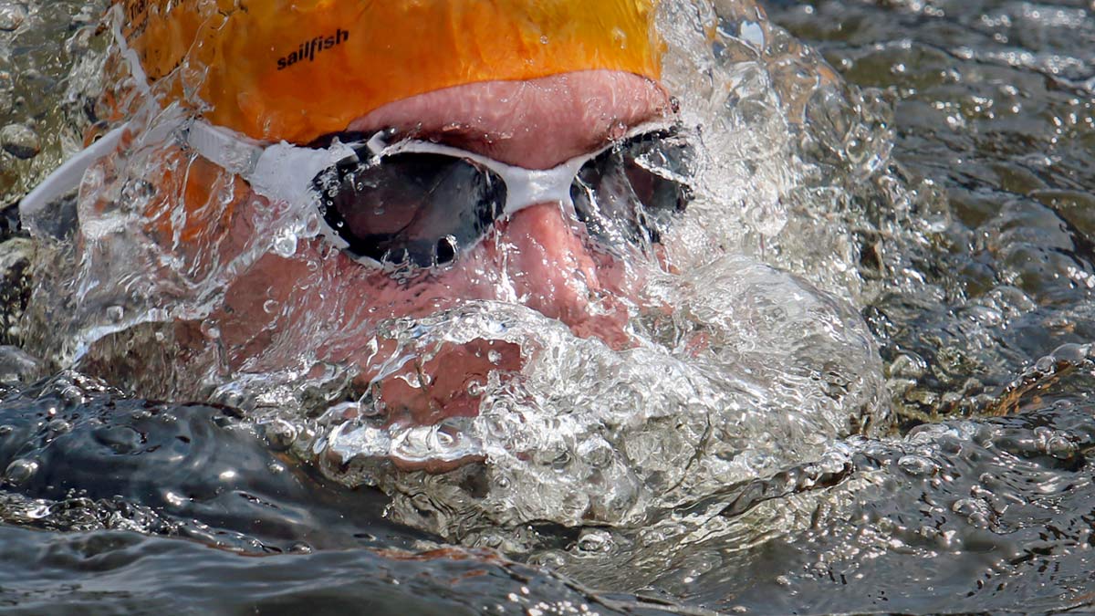 World Triathlon допустил россиян к стартам под флагом и гимном РФ