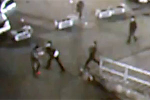 Экстремизм у кинотеатра "Киргизия" Экстремизм у кинотеатра "Киргизия"