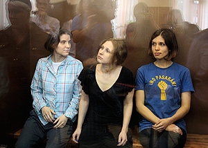 Суд над Pussy Riot: продолжение Суд над Pussy Riot: продолжение