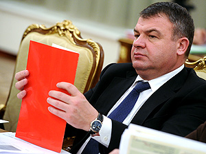 Дорога привела Сердюкова к делу Дорога привела Сердюкова к делу