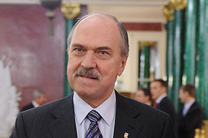 �� "������ ������" � "��������"