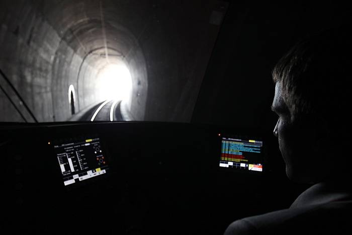 Путин обсудил магистраль Москва-Казань Путин обсудил магистраль Москва-Казань