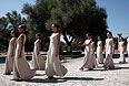 В Древней Олимпии (Греция) зажжен Олимпийский огонь "Сочи-2014".