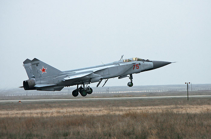 МиГ-31 разбился из-за отказа двигателя МиГ-31 разбился из-за отказа двигателя
