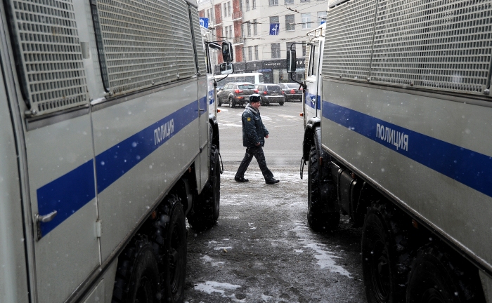 У здания ГИБДД в Пятигорске взорвался автомобиль У здания ГИБДД в Пятигорске взорвался автомобиль