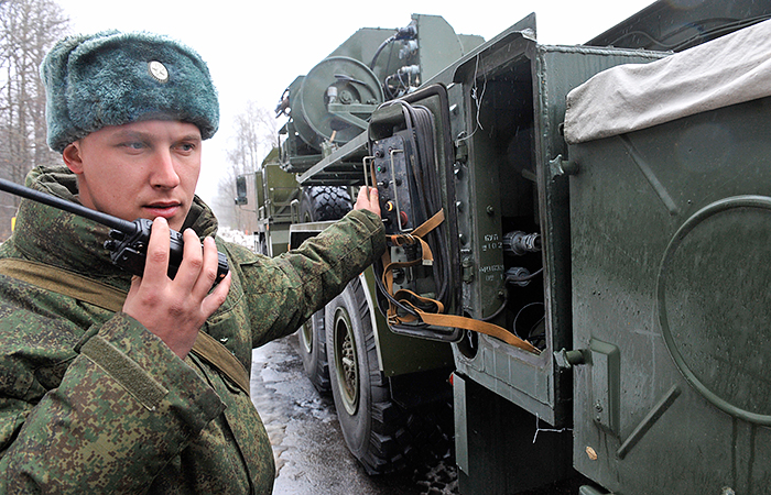Во внезапной проверке войск примут участие 150 тысяч военных Во внезапной проверке войск примут участие 150 тысяч военных