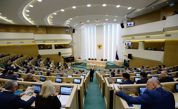 В Госдуму внесен закон о президентской квоте назначений в Совфед В Госдуму внесен закон о президентской квоте назначений в Совфед