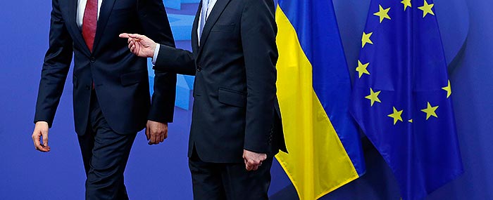 Совет ЕС утвердил санкции в отношении 21 чиновника из России и Украины Совет ЕС утвердил санкции в отношении 21 чиновника из России и Украины