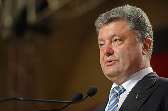 Порошенко предложил активизировать силовую операцию на юго-востоке Украины Порошенко предложил активизировать силовую операцию на юго-востоке Украины