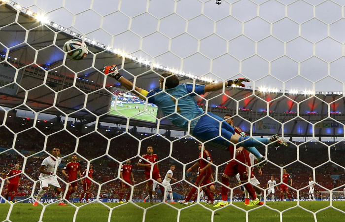Сборная Испании потеряла шансы на выход в плей-офф ЧМ