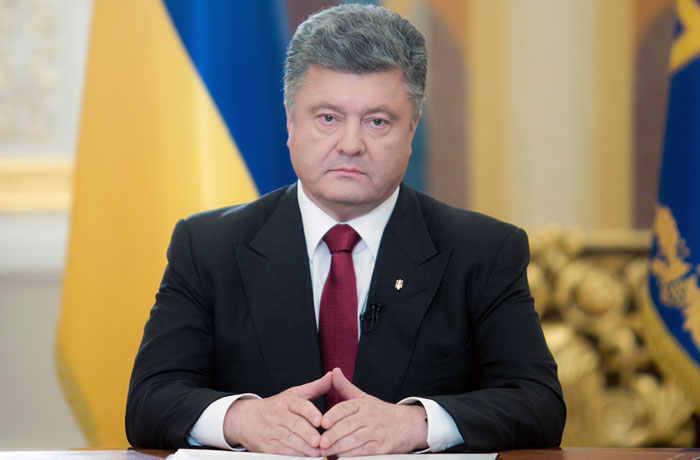 Порошенко предложит урезать себе полномочия Порошенко предложит урезать себе полномочия
