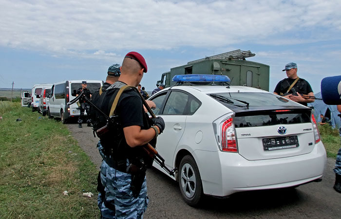 Киев готов передать международной комиссии расследование крушения "Боинга" Киев готов передать международной комиссии расследование крушения "Боинга"