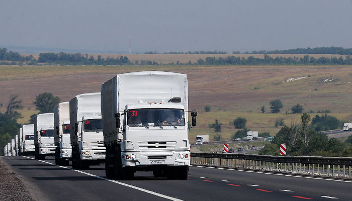 Украинские пограничники начали проверку гуманитарного груза из России Украинские пограничники начали проверку гуманитарного груза из России